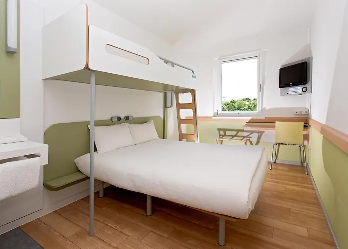 Ibis Budget Hotel 2*