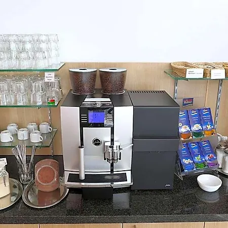 Ibis Budget Hotel 2*