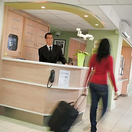 Ibis Budget Hotel 2*