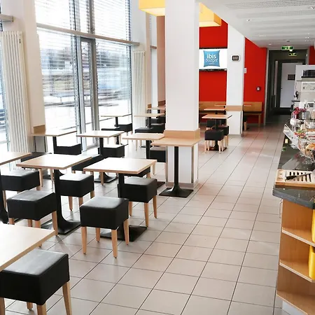 Отель Ibis Budget 2*